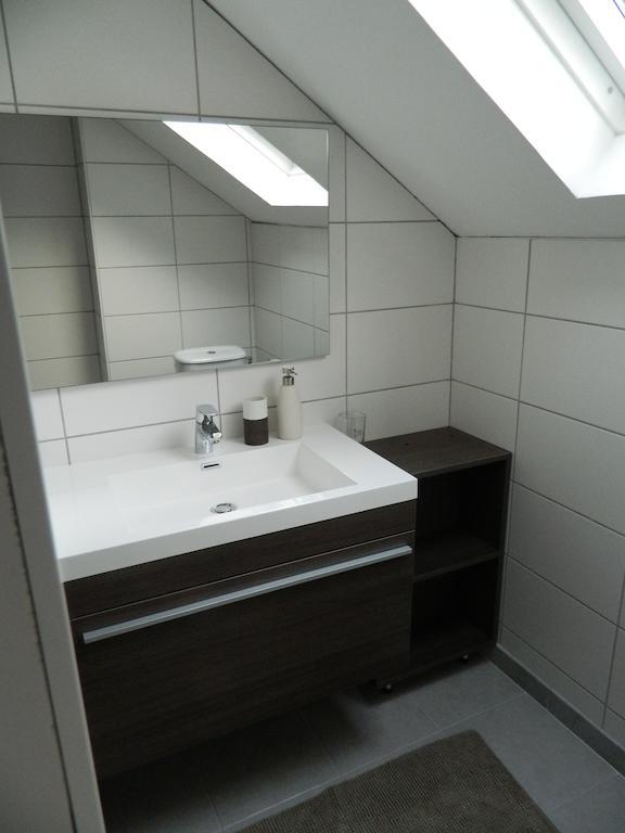B&B Les Tcheous La Gleize Room photo